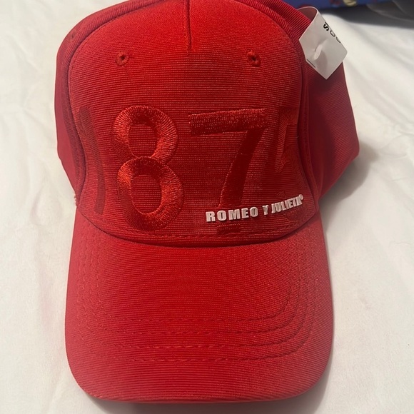 1875 Romeo y Julieta Cigar Hat - new with tags - Picture 1 of 4